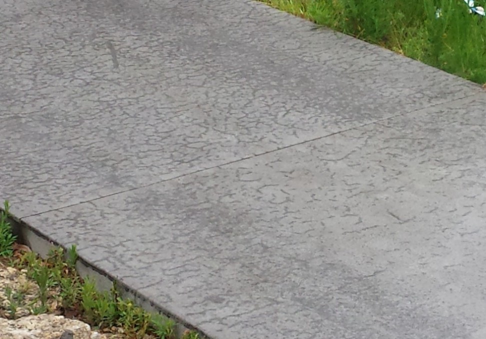 Concrete Cracking – Pattern of Fine Cracks
