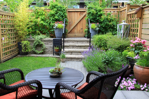 9 Brilliant Ideas To Upgrade Your Garden Or Lawn