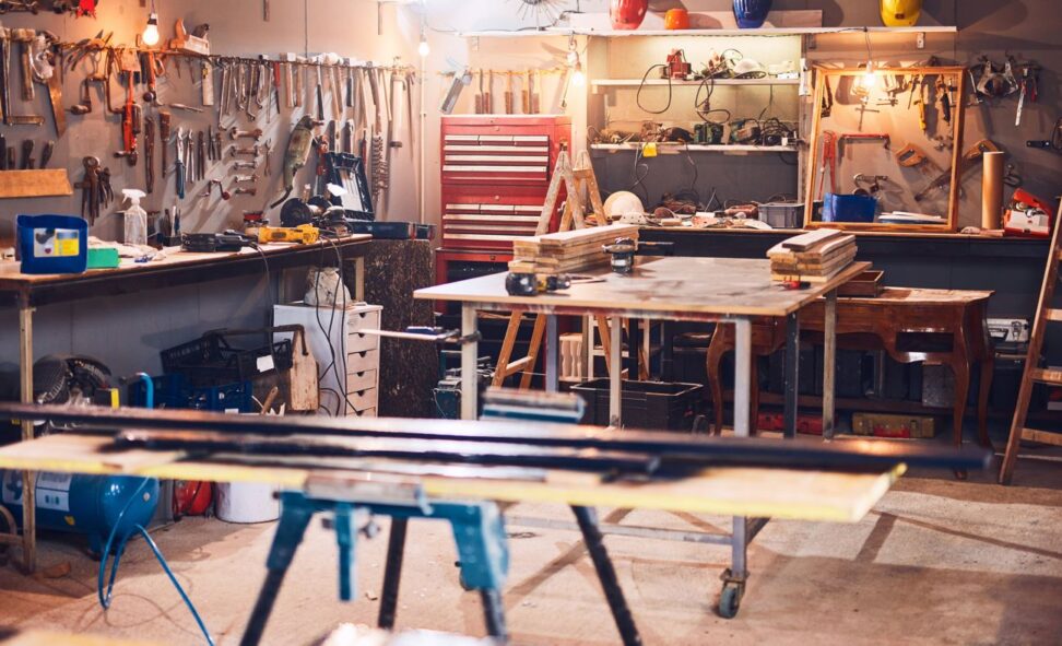 5 Tips For Setting Up A Workshop In Your Garage